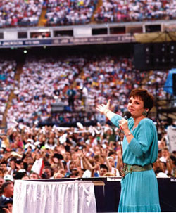 dana-christian-music-concertTall.jpg