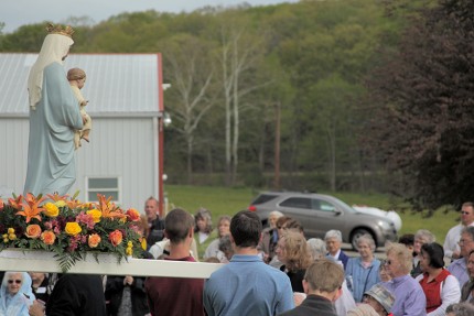 Marian_Day_May_2013_6-430x287.jpg